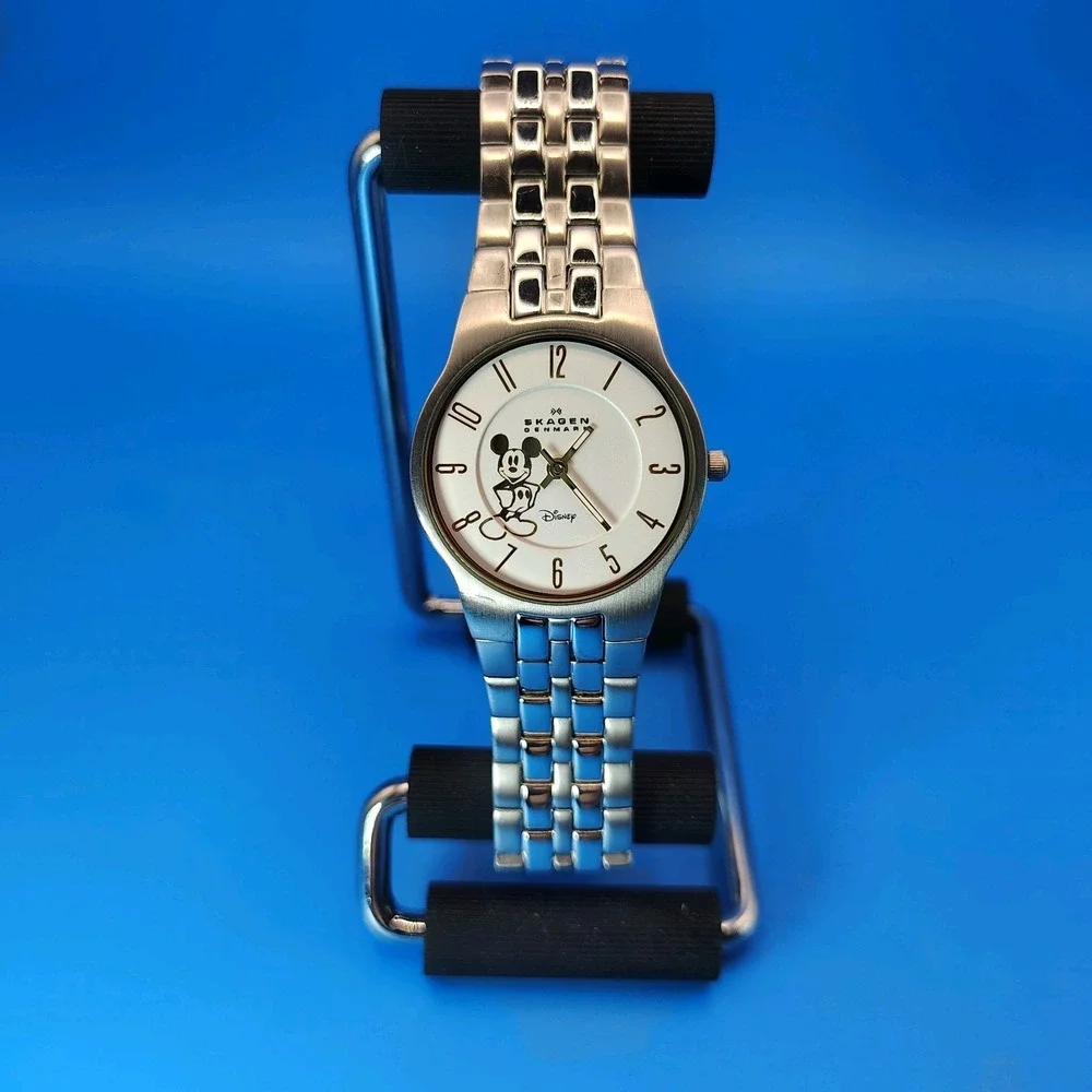 Vintage 2007 Skagen Denmark Disney Mickey Mouse 30mm Women's‎ Quartz Watch New